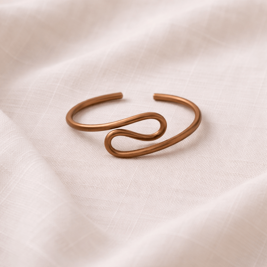 Gold-plated brass curved bracelet adjustable handcrafted